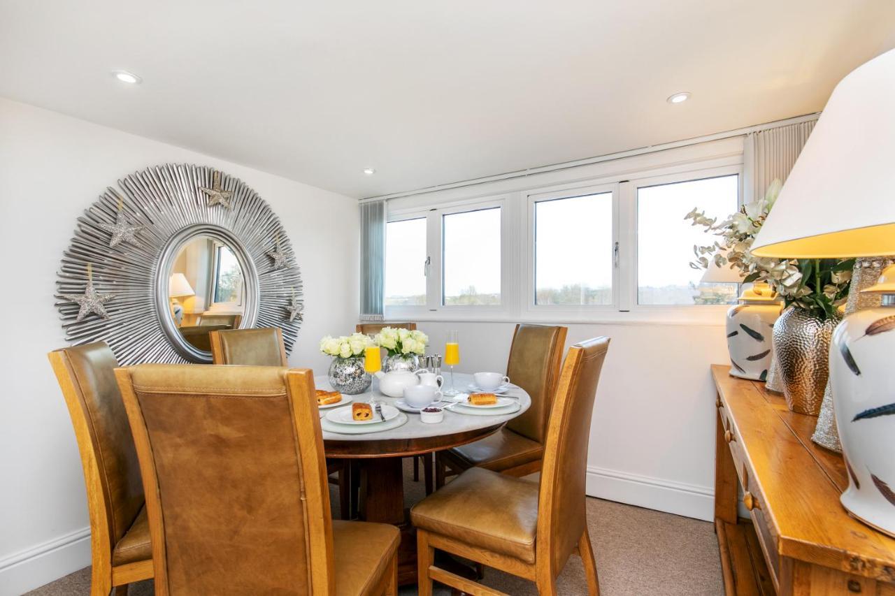 The Sky Penthouse Apartment Winchester Bagian luar foto